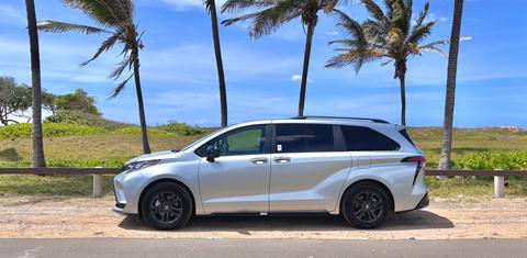Toyota Sienna 2025