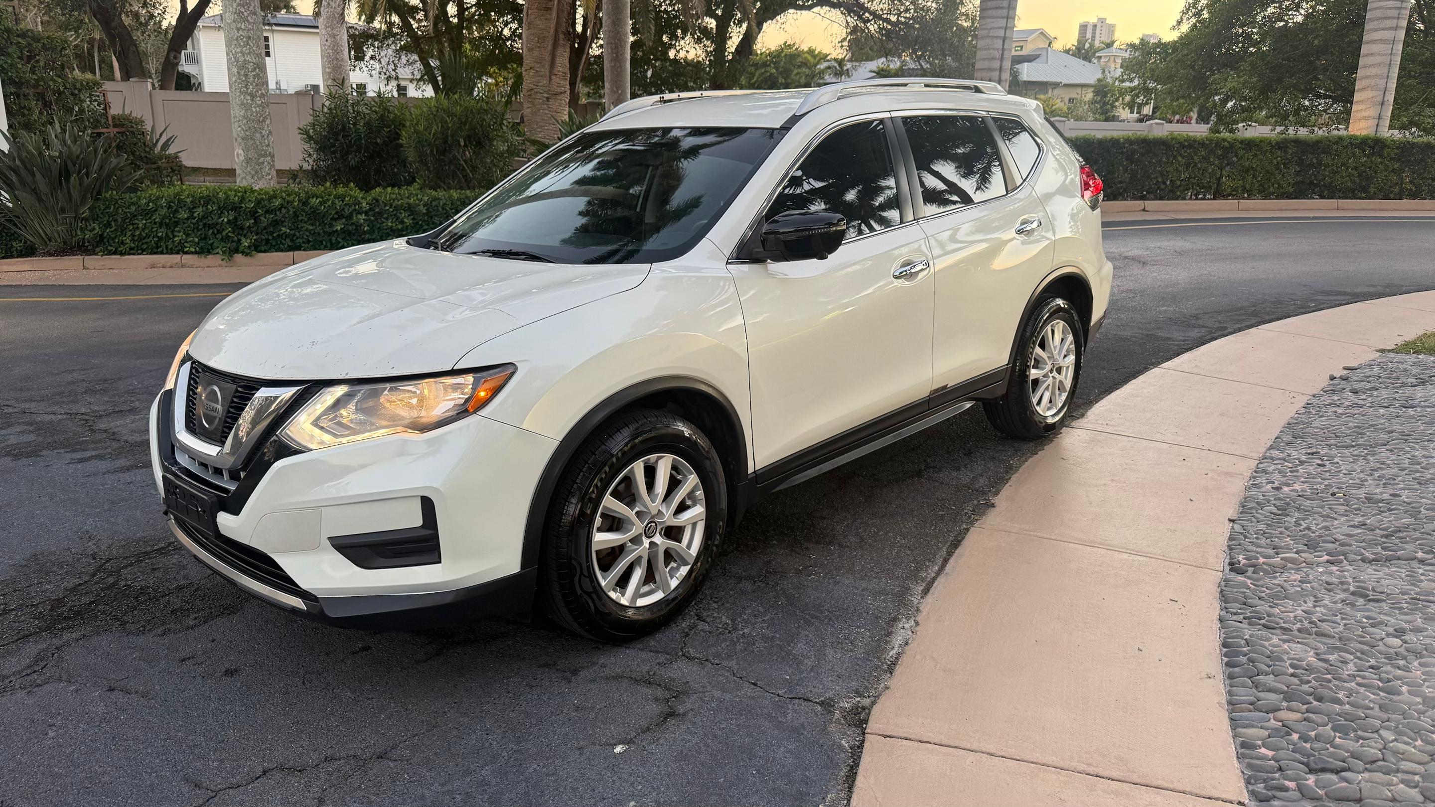 Nissan Rogue 2017 in 