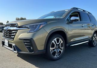 Subaru Ascent car