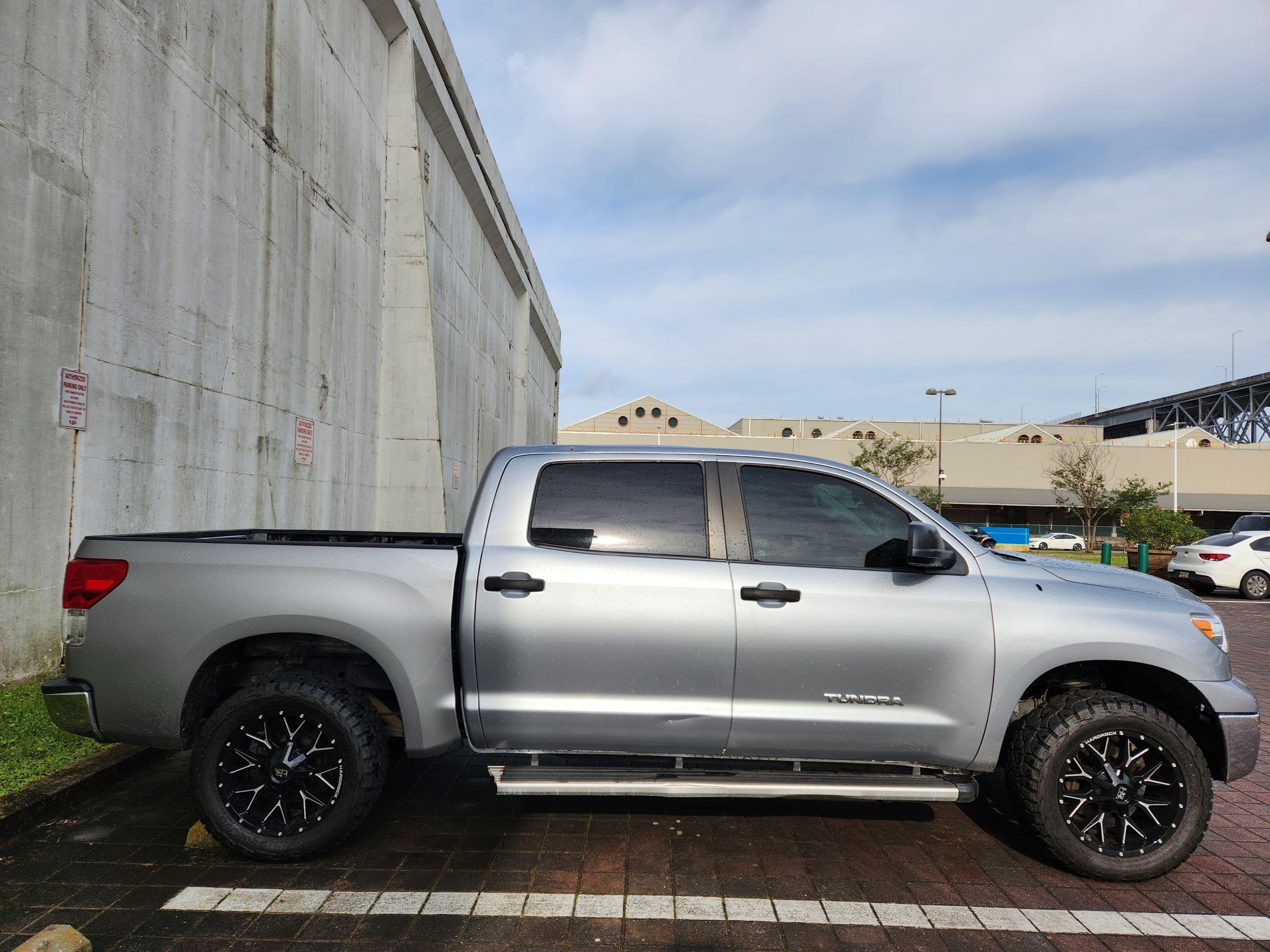 Toyota Tundra 2010 in New Orleans, LA