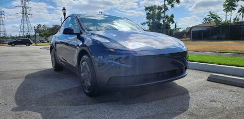 Tesla Model Y 2026
