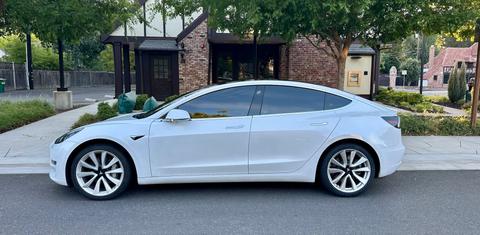 Tesla Model 3 2019
