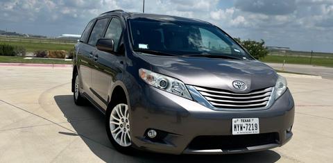 Toyota Sienna 2015