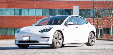 Tesla Model 3 2023