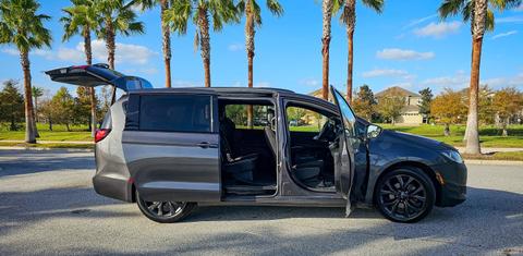 Chrysler Pacifica 2018