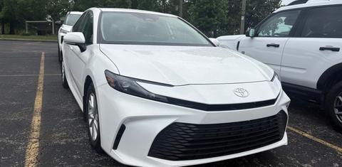 Toyota Camry Hybrid 2025