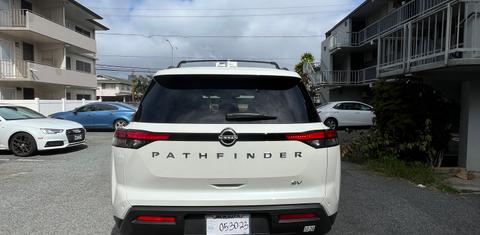 Nissan Pathfinder 2023
