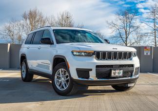 Jeep Grand Cherokee L car