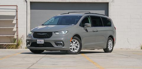 Chrysler Pacifica 2022