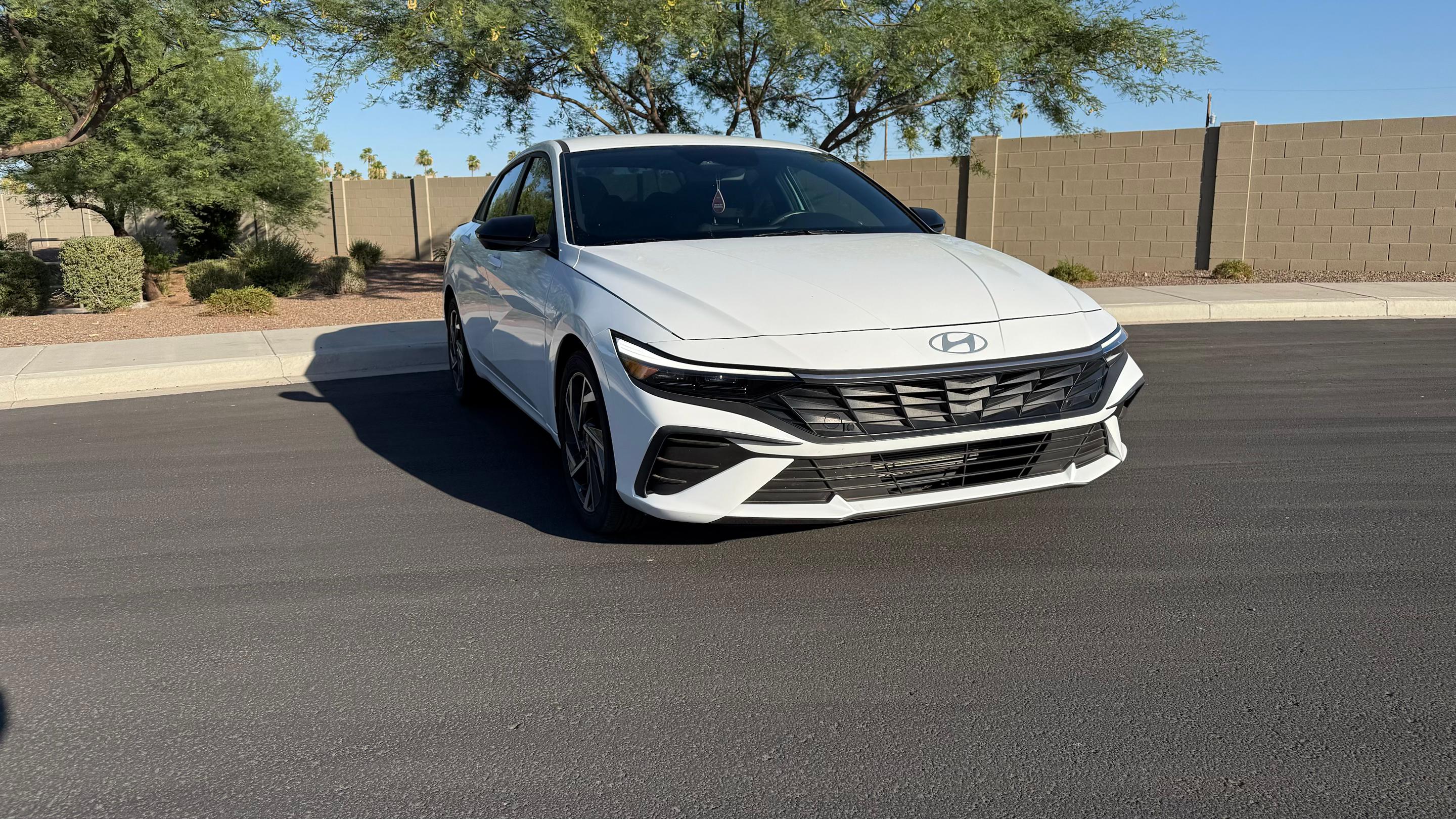 Hyundai Elantra 2025 in 