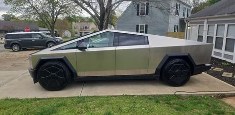 Tesla Cybertruck 2024