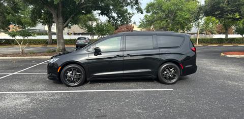 Chrysler Pacifica 2019
