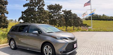 Toyota Sienna 2026
