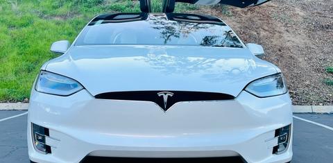Tesla Model X 2018
