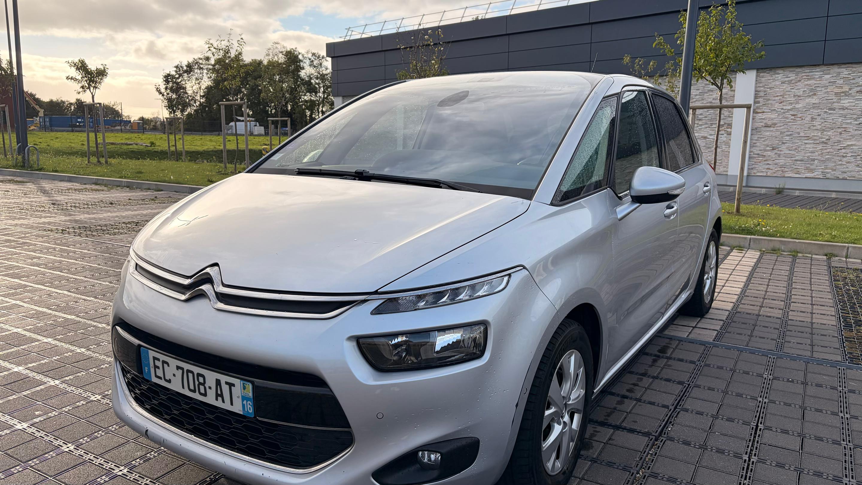Citroen C4 PICASSO 2016 à Caen