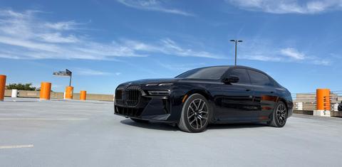 BMW i7 2025