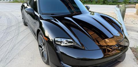 Porsche Taycan 2021