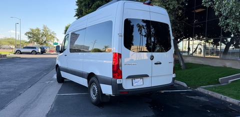 Mercedes-Benz Sprinter 2024