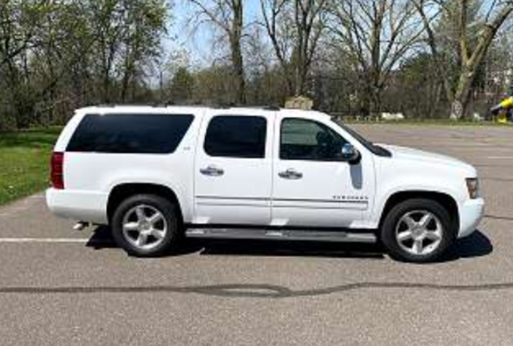 Chevrolet Suburban 2014 in 