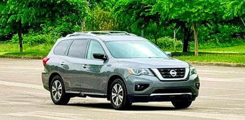 Nissan Pathfinder 2017