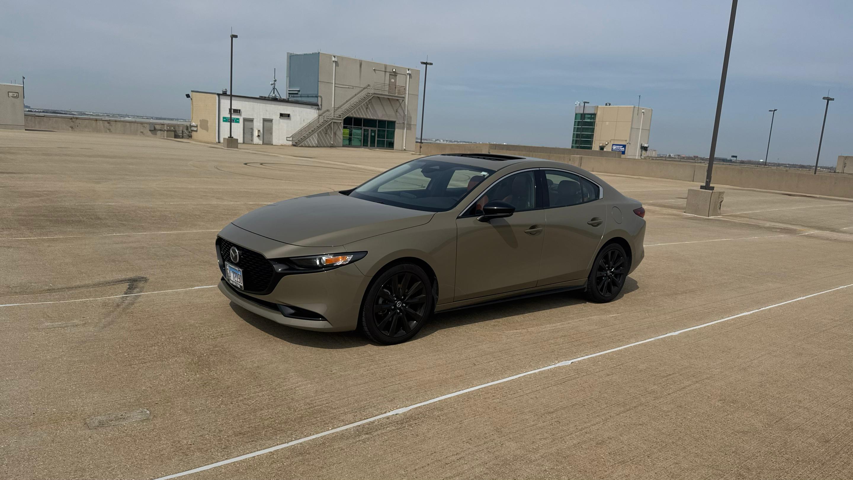 Mazda Mazda3 2024 in Champaign, IL