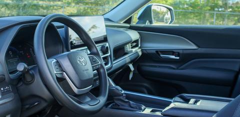 Toyota Sienna 2025