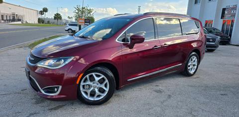 Chrysler Pacifica 2017