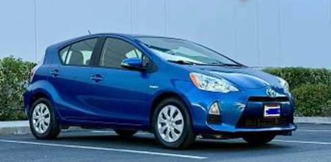 Toyota Prius c 2013