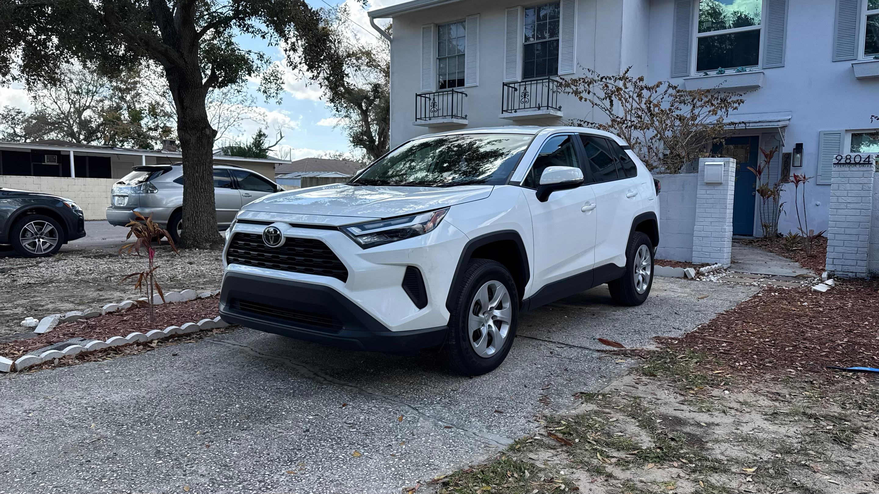 Toyota RAV4 2024 in Tampa, FL