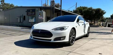 Tesla Model S 2013
