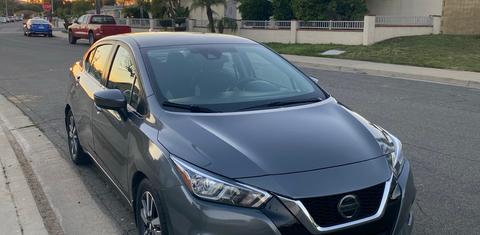 Nissan Versa 2020
