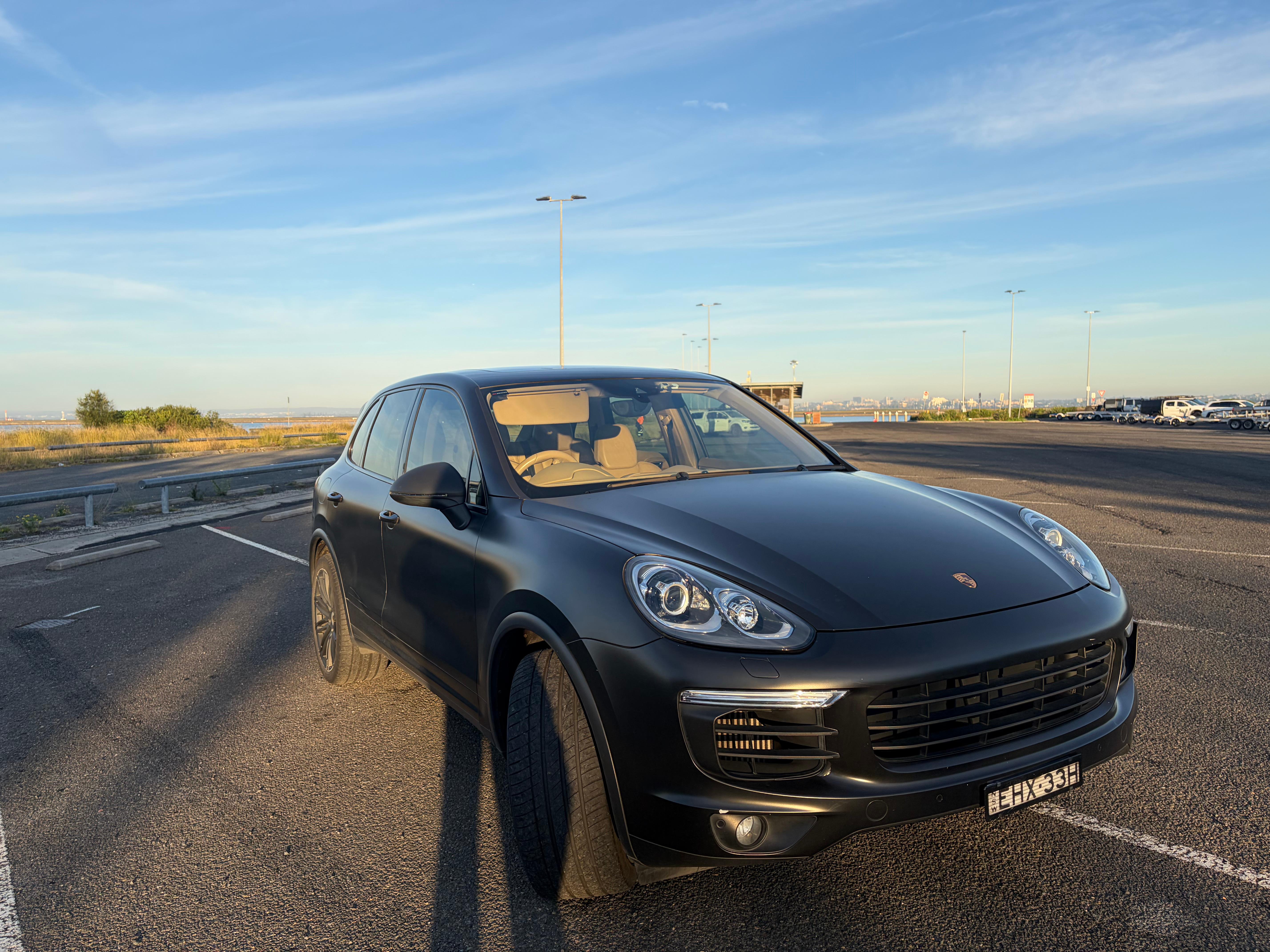 Porsche CAYENNE 2015 in Mascot
