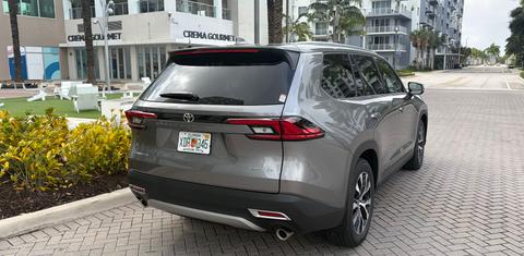 Toyota Grand Highlander 2026