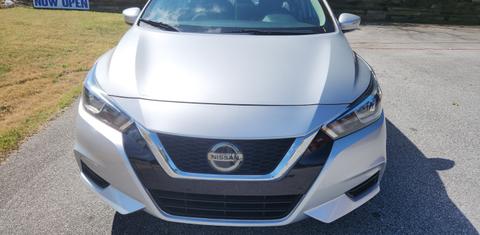 Nissan Versa 2021