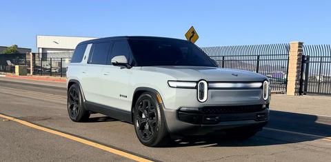 Rivian R1S 2025