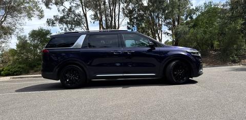 Kia CARNIVAL 2021