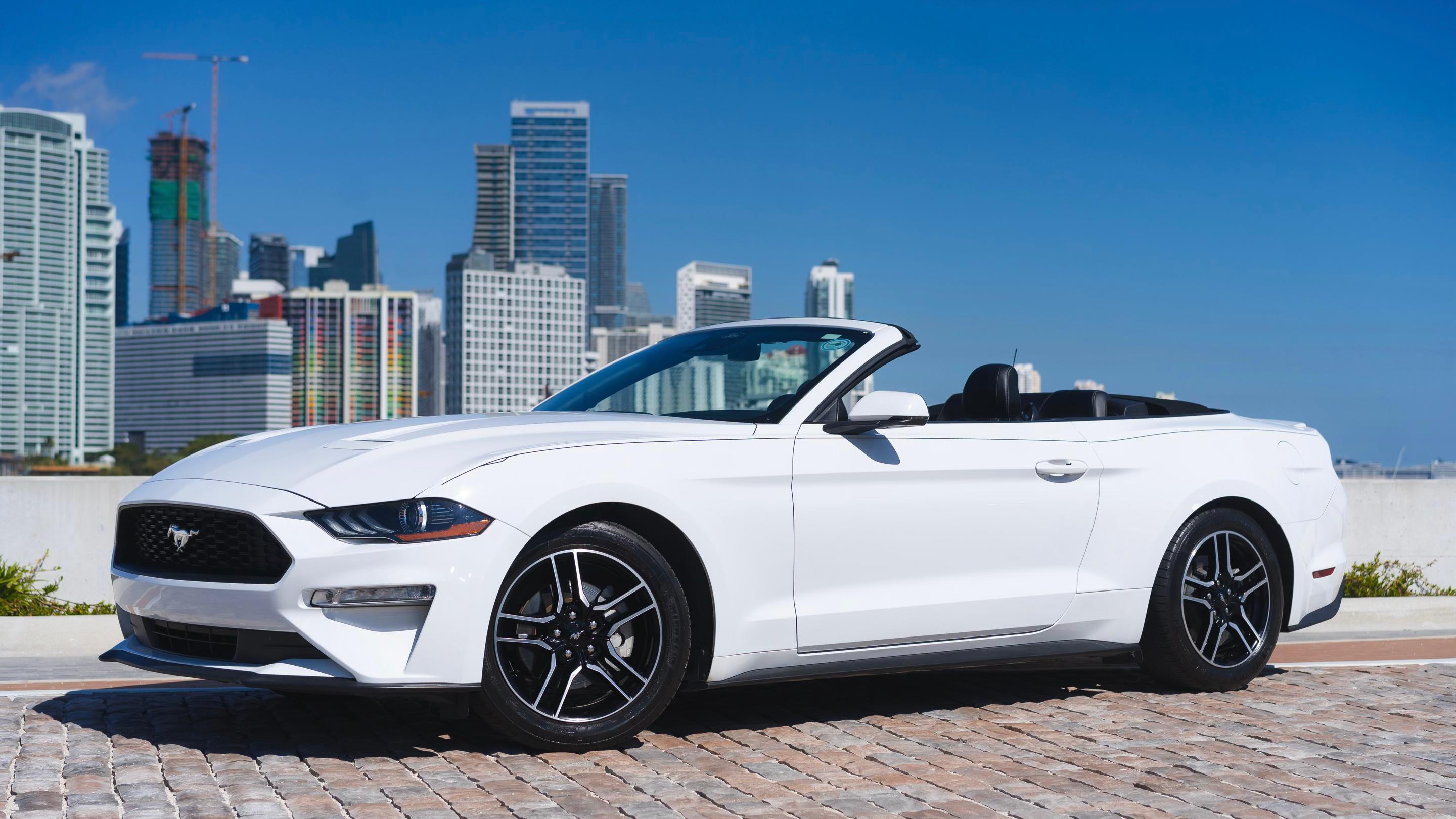 Ford Mustang 2021 in Miami, FL