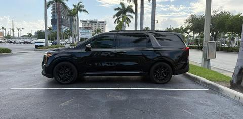Kia Carnival Hybrid 2025