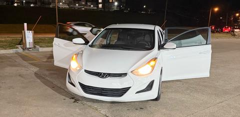 Hyundai Elantra 2016