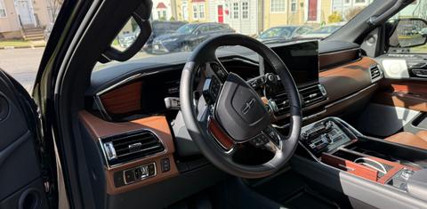 Lincoln Navigator 2024