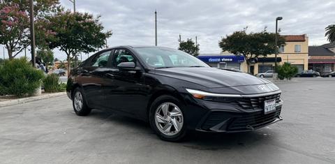 Hyundai Elantra 2025