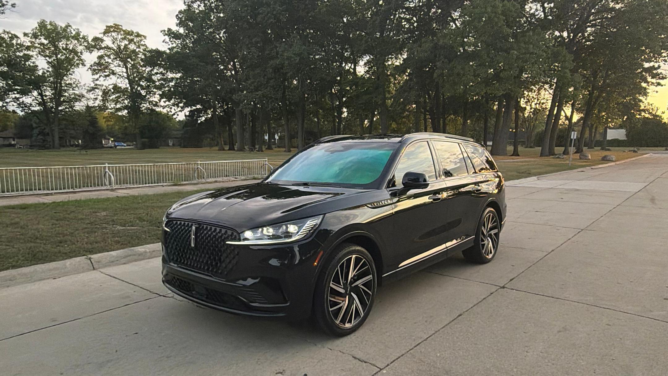Lincoln Aviator 2025 in Dearborn, MI