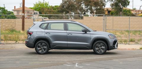Volkswagen Taos 2025
