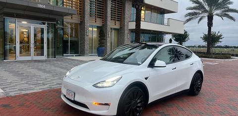 Tesla Model Y 2023