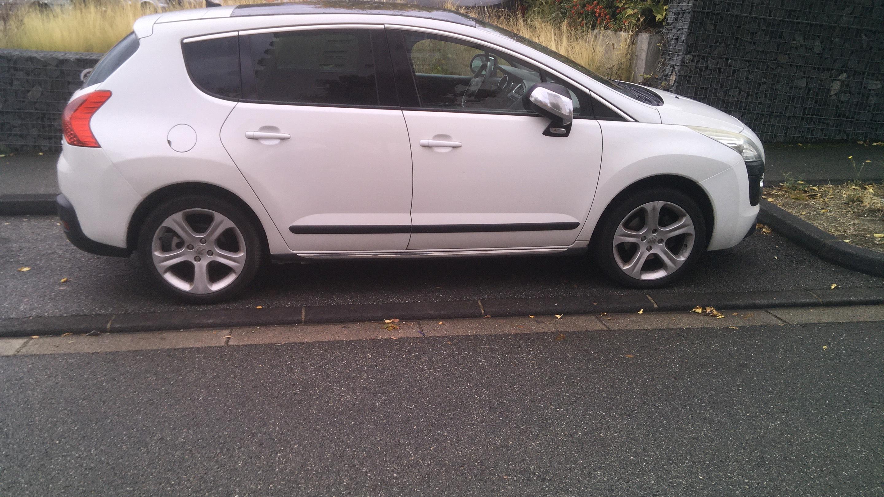 Peugeot 3008 2011 à Clermont-Ferrand