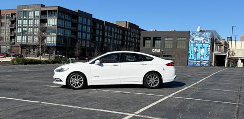 Ford Fusion Hybrid 2017