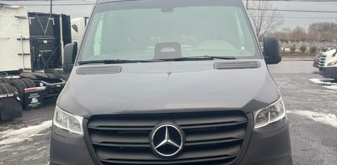 Mercedes-Benz Sprinter 2025
