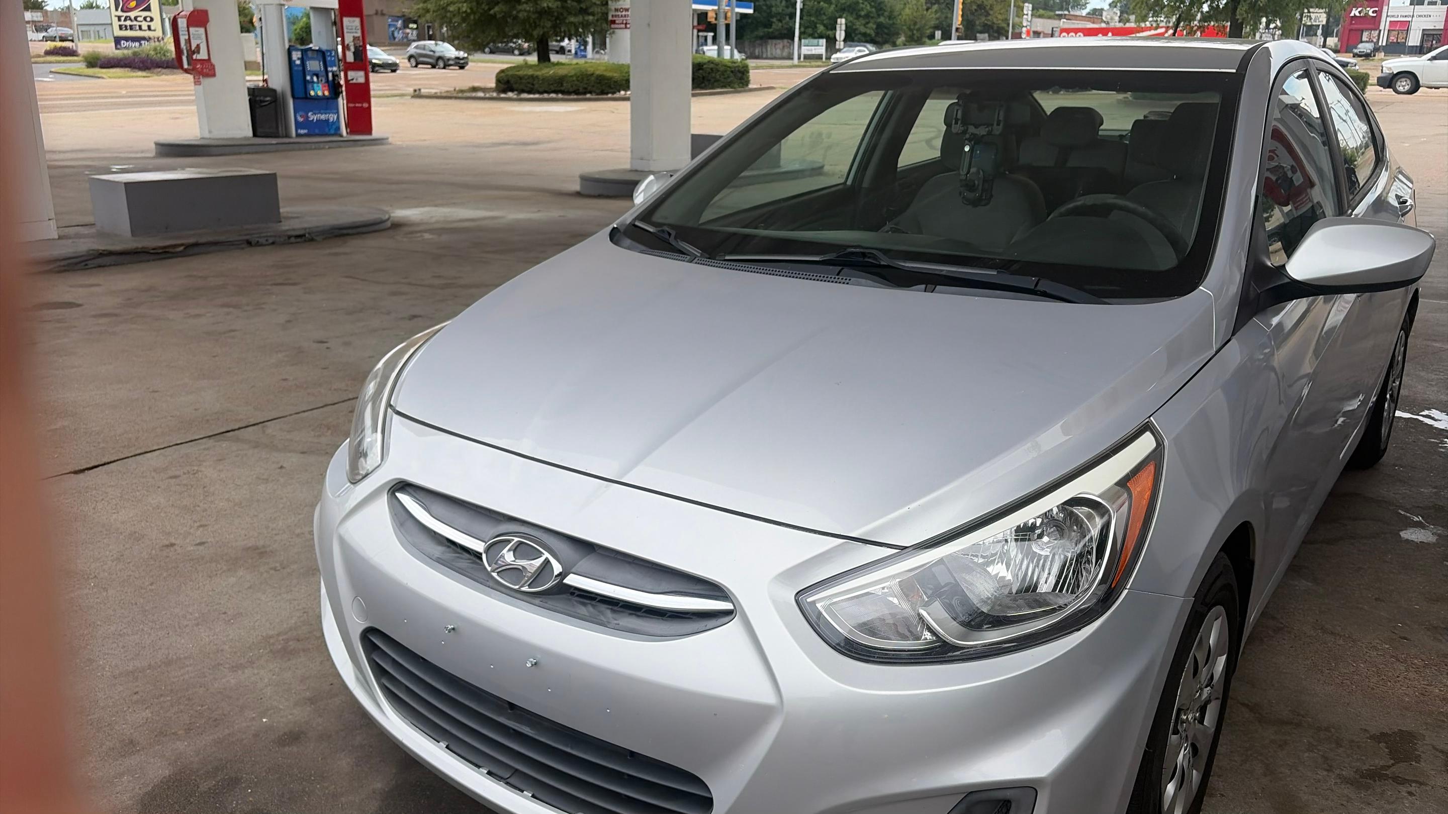 Hyundai Accent 2017 in Memphis, TN