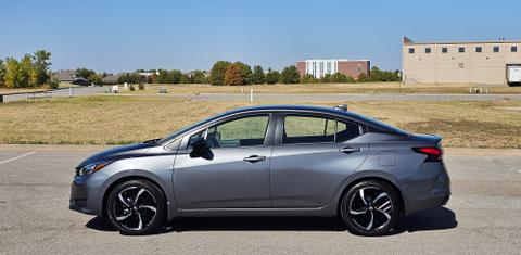 Nissan Versa 2024