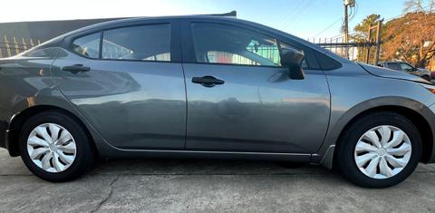 Nissan Versa 2020